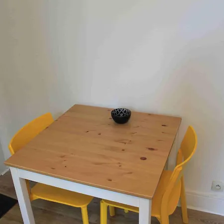 Apartment Tres Beau Proche Centre, Tres Calme